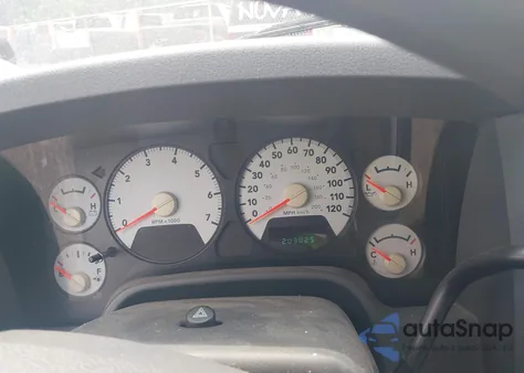 2007 Dodge Ram 1500 Slt/Trx4 Off Road/Sport from USA, damaged, VIN 1D7HU18207J628301